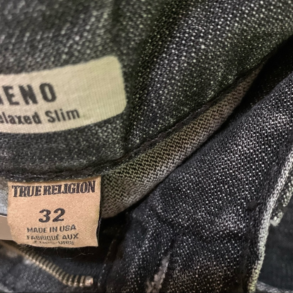 True Religion  Men's Geno Relaxed Slim Faded Black Denim Shorts - Picture 5 of 10